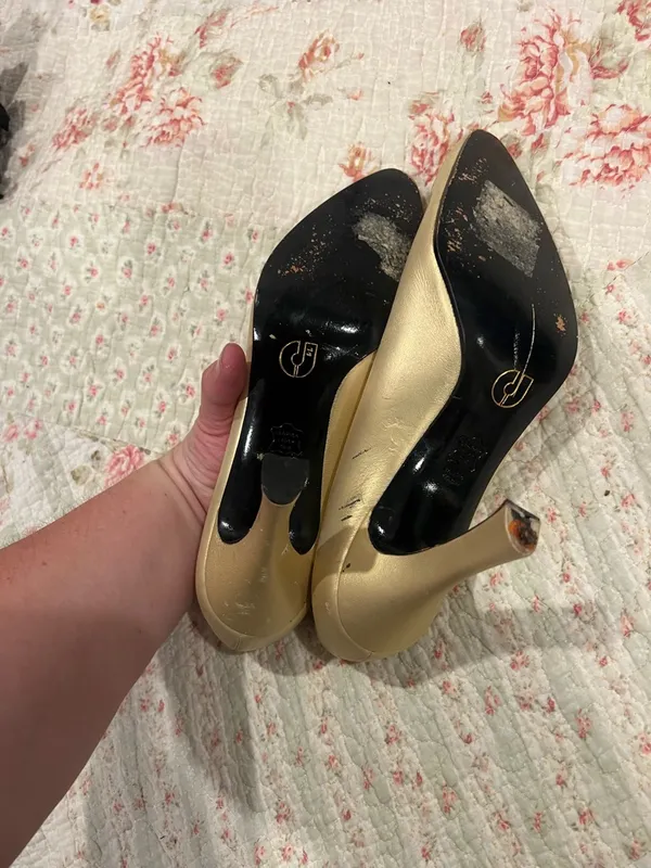 Charles Jourdan Metallic Gold Leather High Heel Pumps - Image 7