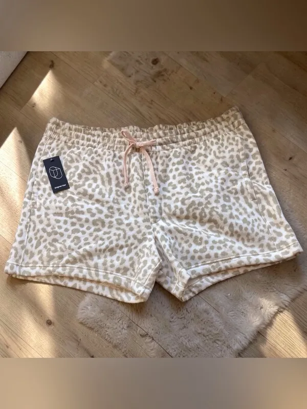 Leopard Print Sweat Shorts Original Use XL NWT - Image 4
