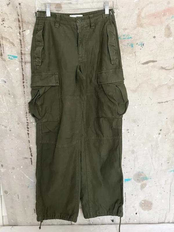 Aritzia TNA Supply Cargo Pant - Image 2