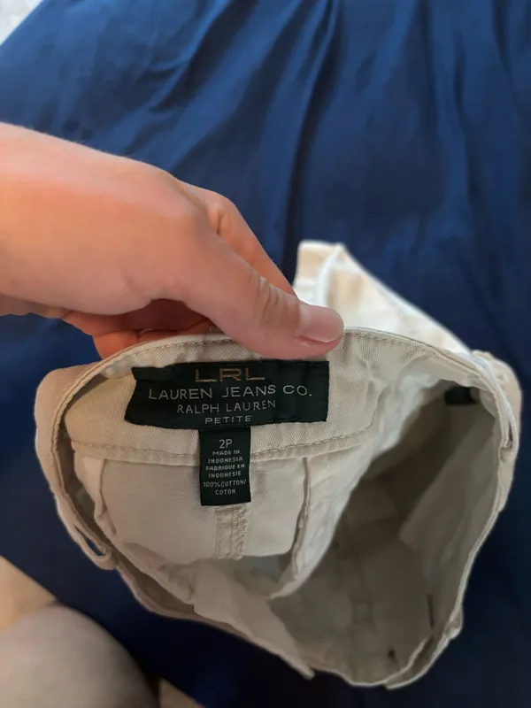 Ralph Lauren cream shorts - Image 3