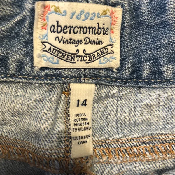 Abercrombie size 14 blue jean shorts - Image 2