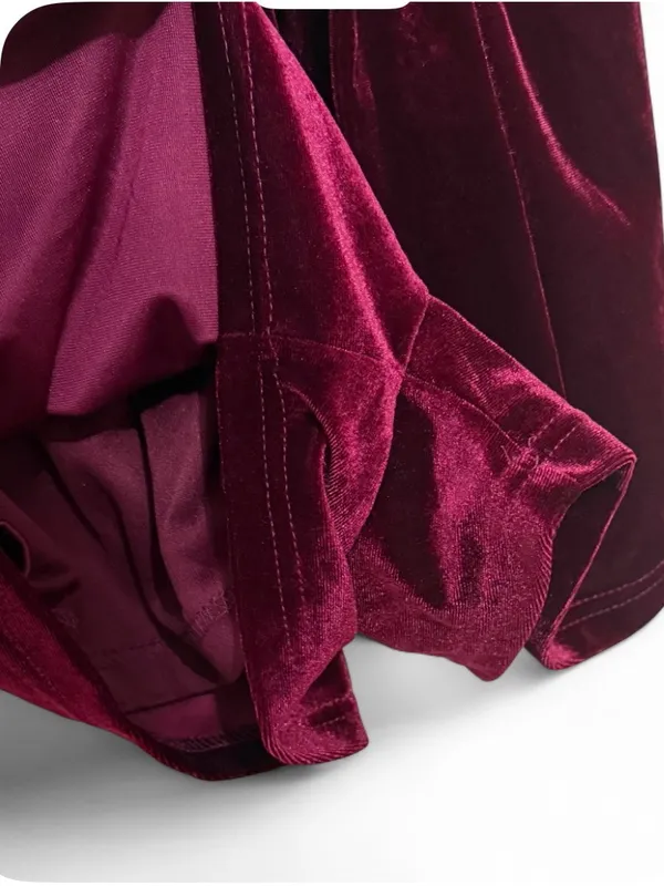 Lulus Women’s Romantic Moves Burgundy Velvet Long Sleeve Vneck Romper Size Small - Image 12