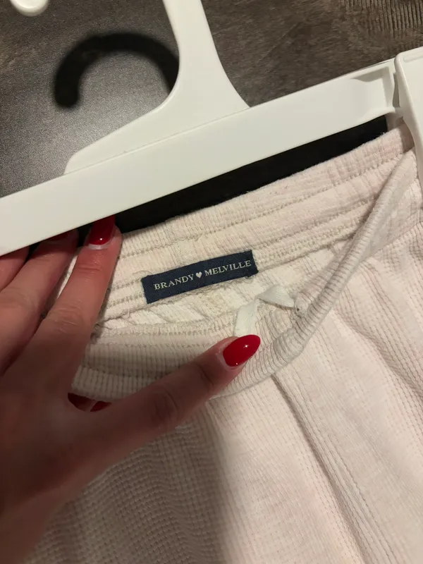 Brandy Melville Wide Leg Sweatpants - Image 3