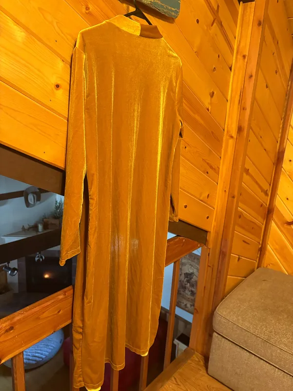 Gold Velvet Duster Cardigan – Size XL - Image 2
