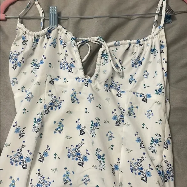 Princess Polly Floral White and Blue Dress - Image 2