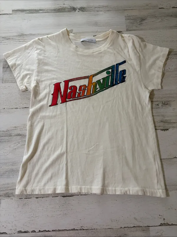 Daydreamer Nashville Tee Size Small - Image 3