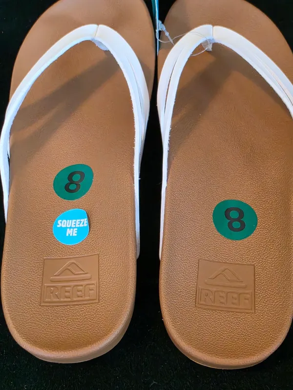 Reef 8 Cushion Spring Joy White Flip-Flop Sandals - Image 3