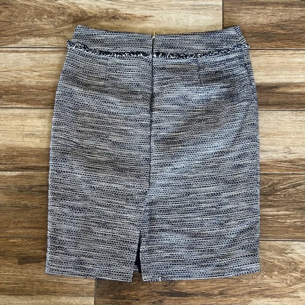 Karl Lagerfeld blue tweed pencil skirt - Image 4