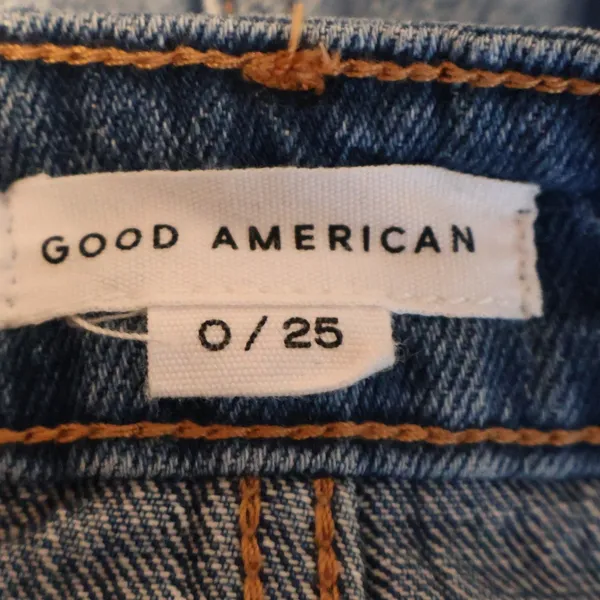 Good American Bombshell Denim Shorts Womens Size 0/25‎ Blue Raw Hem High Waist - Image 3