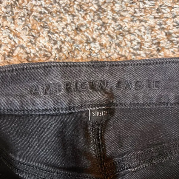 American Eagle Stretch‎ Mom Jeans Womens Size 6 Short Black Wash Denim - Image 2