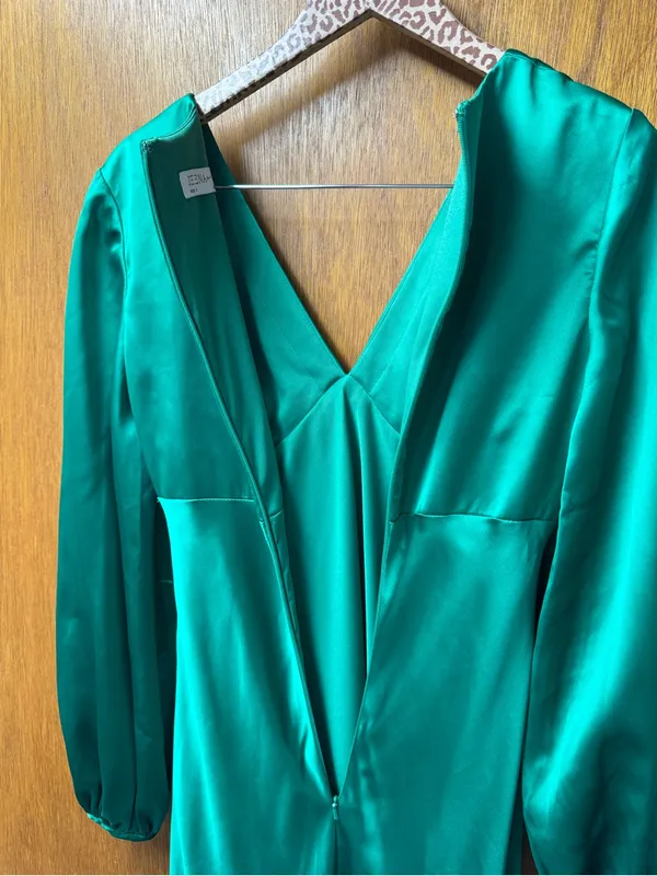 Mac Duggal Long Sleeve Empire Waist Satin Gown Maxi Dress Emerald Green 6 - Image 16