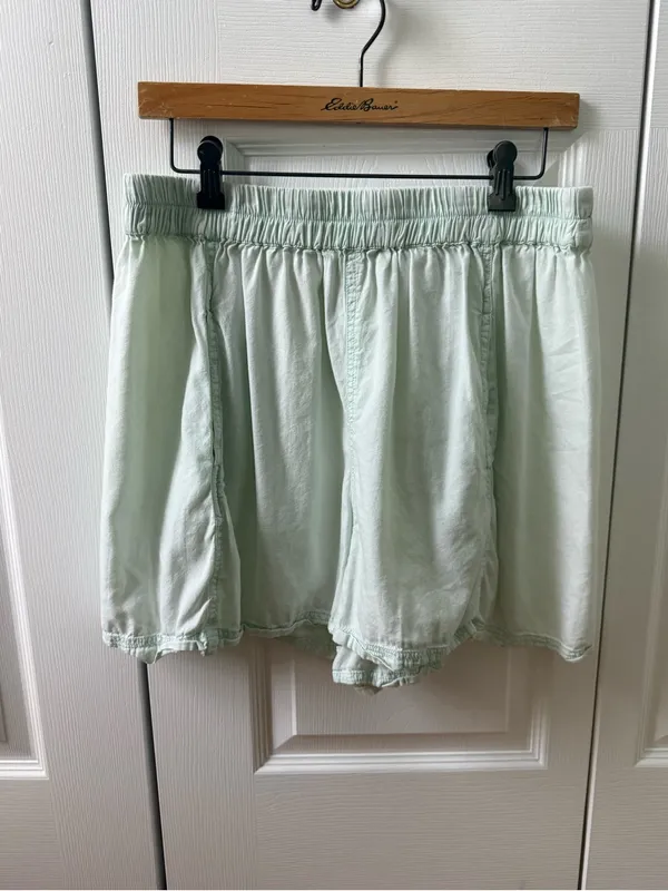 Free People Get Free Poplin Pull On Shorts in Mineral Sea - Image 2