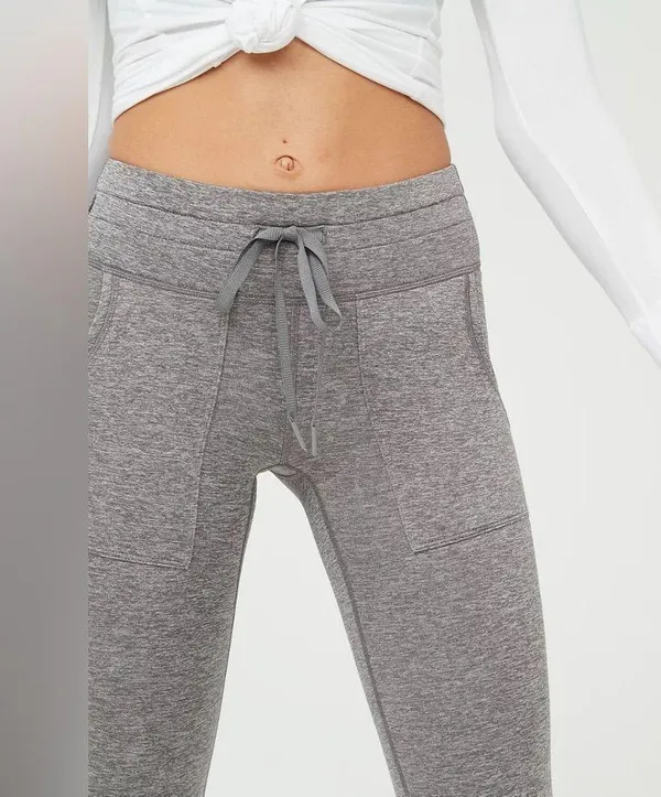 Women’s Offline by Aerie Regular Rise Short Inseam Warmup Legging Heather Gray M - Image 4