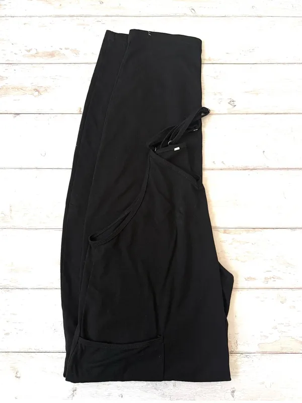 Women’s S/M Black Overalls Jumpsuit Wide Leg 2 Pockets Adjustable Straps Medium - Image 2
