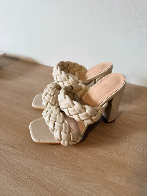 Target Elegant Cream braided women’s sandals - Image 3