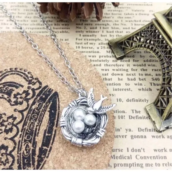 New Womens Vintage Inspired Silver Mama Bird W 3 Pearl Eggs 3 Kids Nest Necklace - Image 2