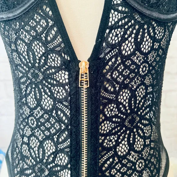 Boutique NEW Lace Teddy - Image 11