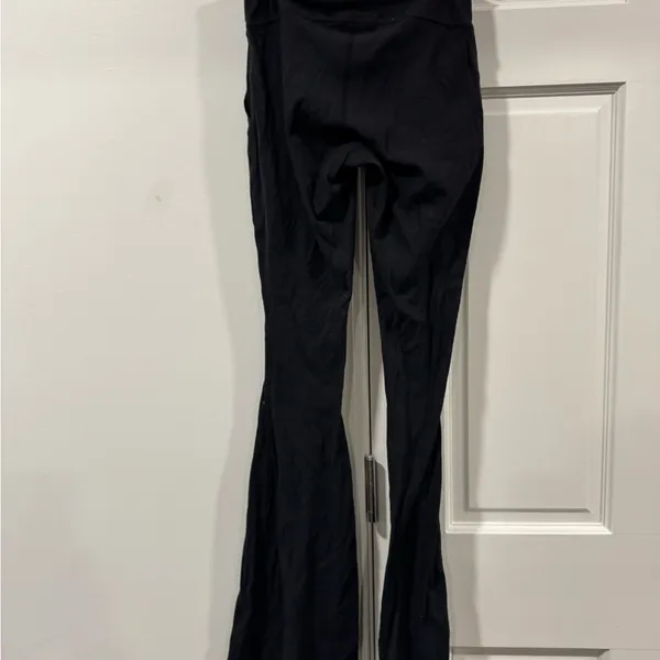Outdoor Voices Flared Black Leggings - Image 4