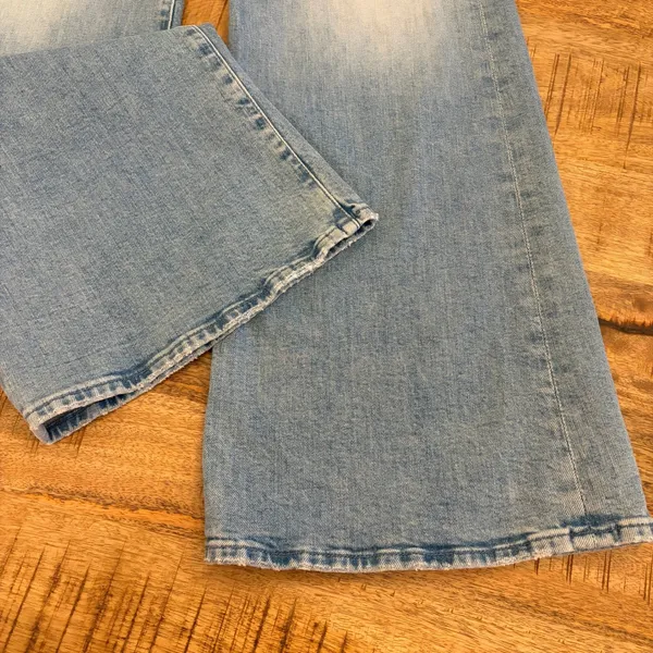Mother Superior The Hustler Roller Sneak Jeans 26 I Confess Wide Leg Light Wash - Image 14