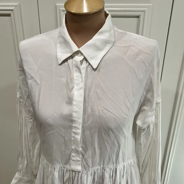 A Mente Women's White High Low‎ Blouse Size Small Peasant Poet Victorian - Image 4