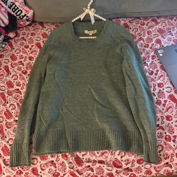 LOFT Size Small Green Crew Neck Sweater Classic Knit Design - Image 5