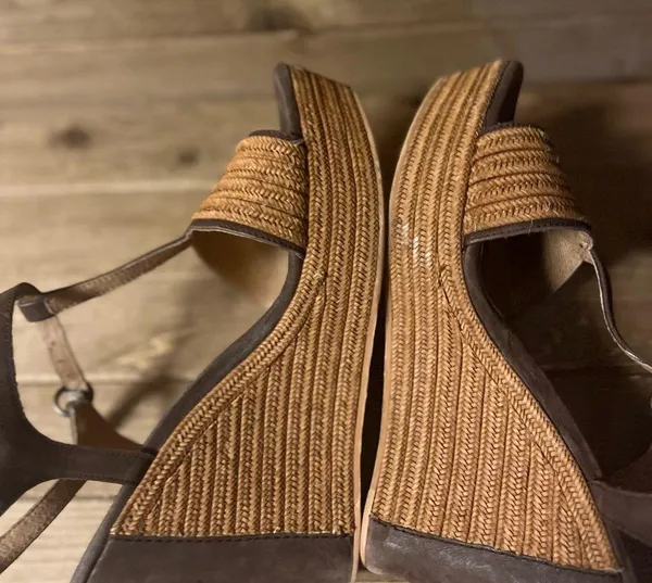 UGG (Australia) Fitchie Platform Leather Sandals Brown Sz 9.5 - Image 5
