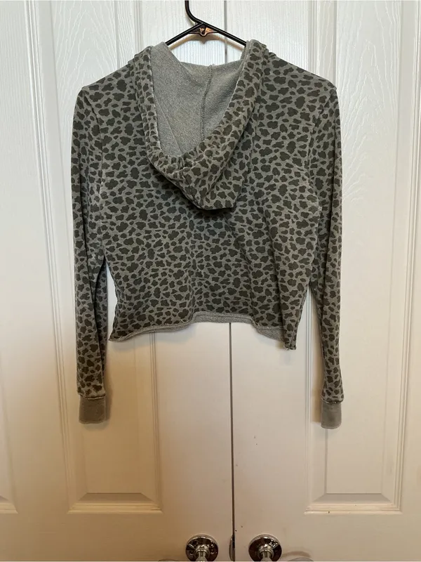 Athleta Cropped Olive Green Leopard-Print Hoodie - Image 4