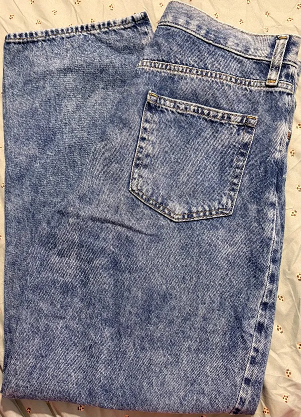 Gap Barrel High-Rise Jeans - Image 9