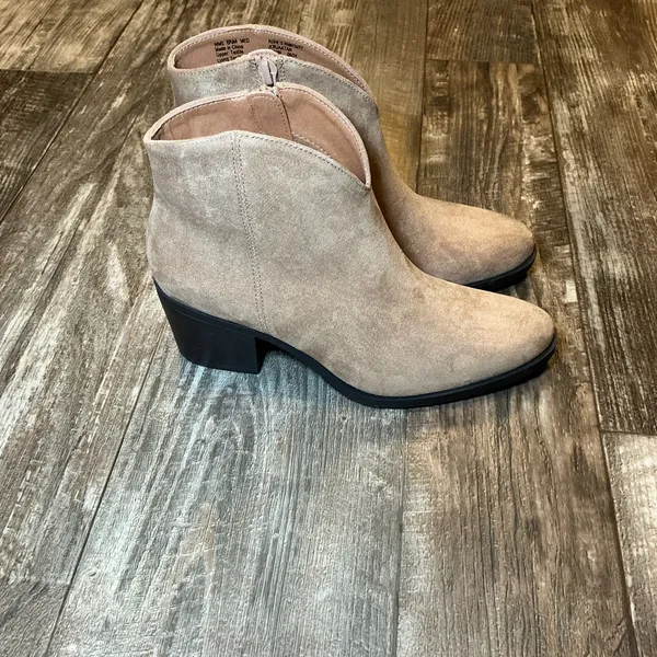Sonoma Tan Ankle Boots Size 6.5 - Image 14
