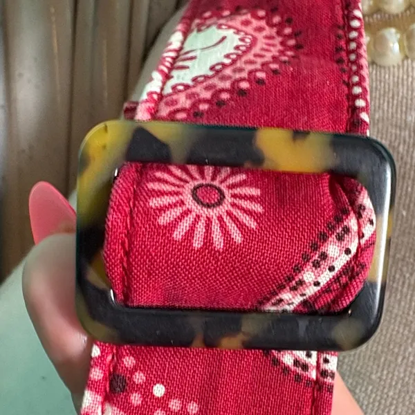 Vera Bradley Red Paisley Crossbody Bag - Image 6