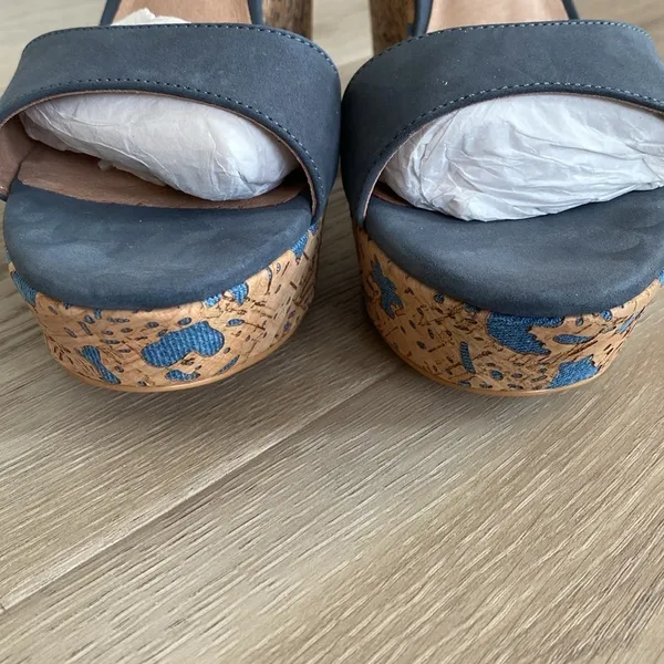 Anthropologie Arden Denim Blue Cork Platform Wedge Leather Sandals Size 9 - Image 10