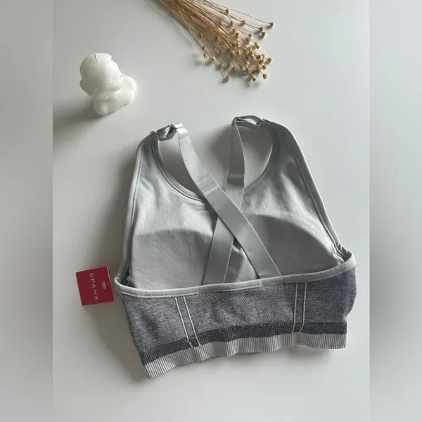SPANX Seamless Sculpt Cloudy Grey High Scoop NWT Neck Crossback Sports B… - Image 4