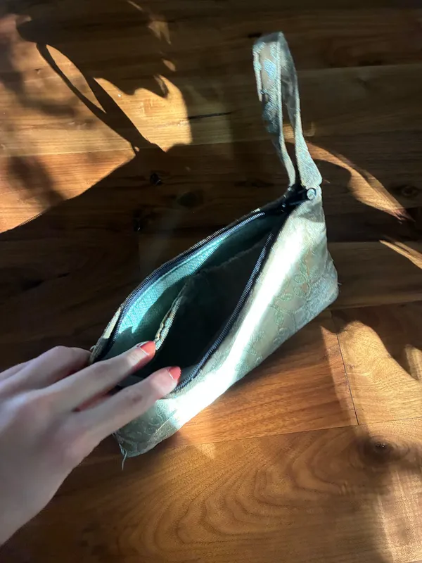Anna William NewburyPort Clutch - Image 4