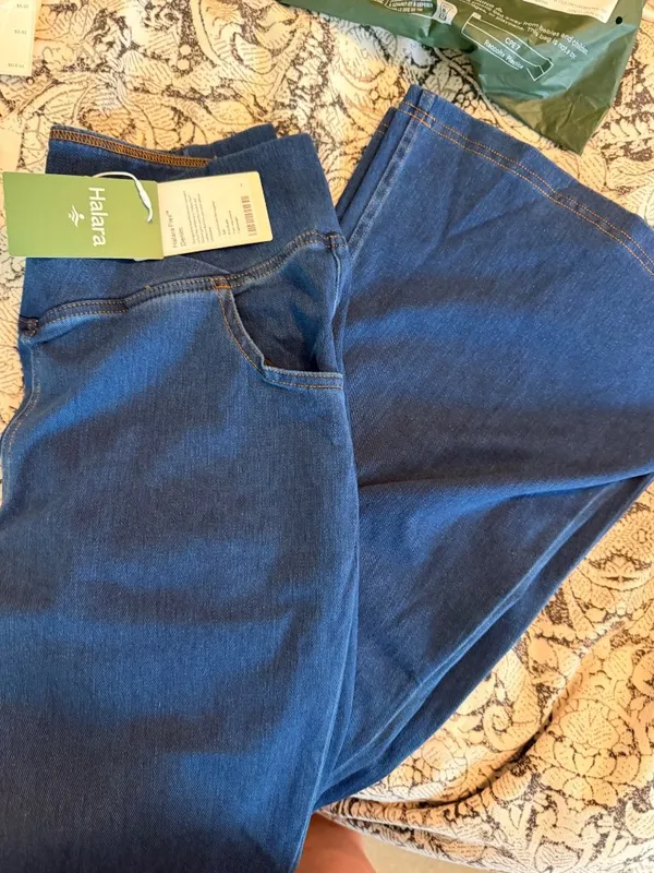 Halara large Womens Dark Wash Denim Criss Cross Waist Flare Jeans Size L - Image 7