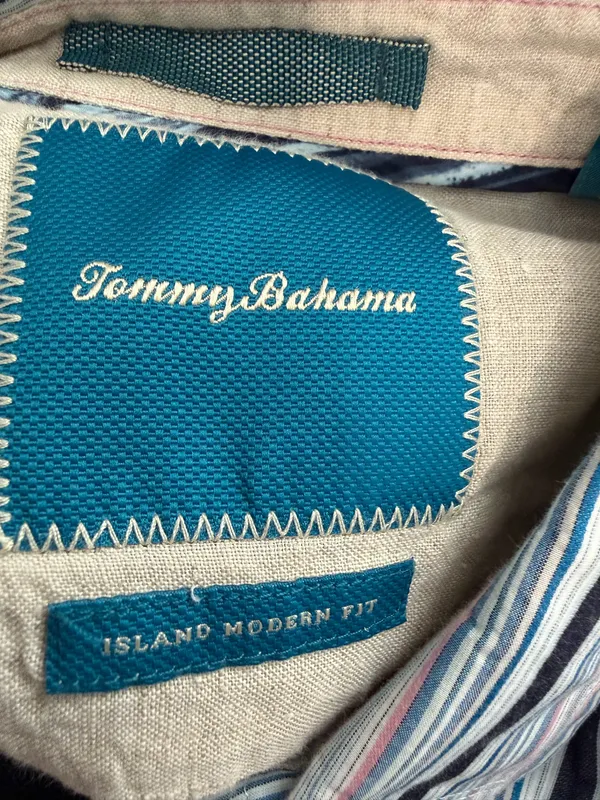 Tommy Bahama Men's Striped Button-Up Shirt - Image 4