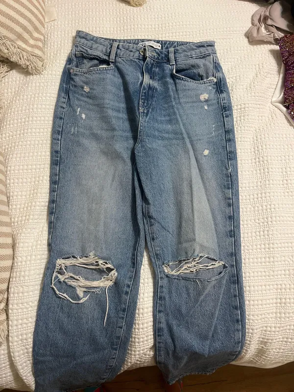 ZARA Distressed Jeans - Image 3