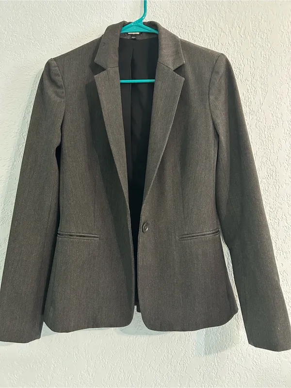 Express Editor Women’s Fitted Gray One Button Blazer with Black Lining - Image 10