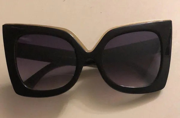Oversized Cat Eye Sunnies Black - Image 2