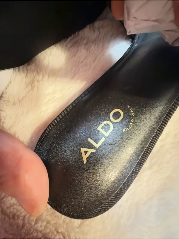 Aldo Women's Arlet Slip Ons, Black, 8.5- New in Box - Image 12
