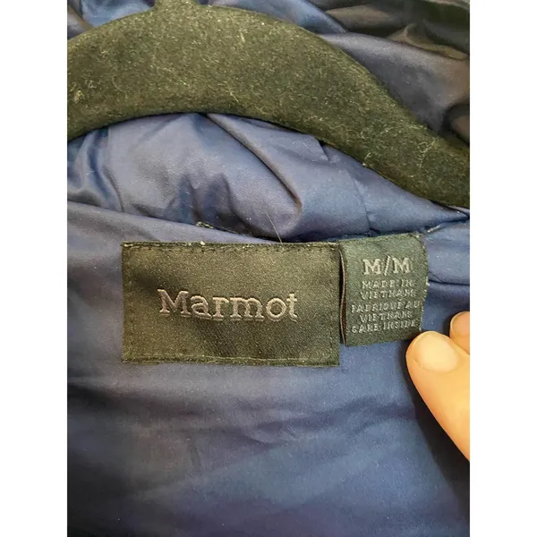 Marmot navy blue puffer women’s medium - Image 6