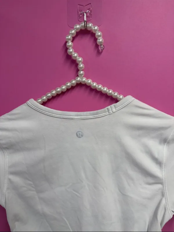 Lululemon ruched side tee size 2 - Image 4