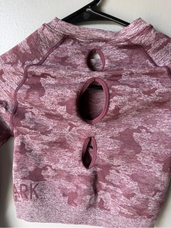 Gymshark Camo Seamless Long Sleeve Crop Top Pink Mauve Women’s - Image 6