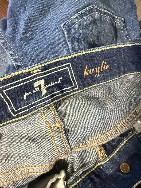 7 For All Mankind Kaylie Slim Bootcut Jeans Size 25 Blue Wash Raw Hem - Image 7