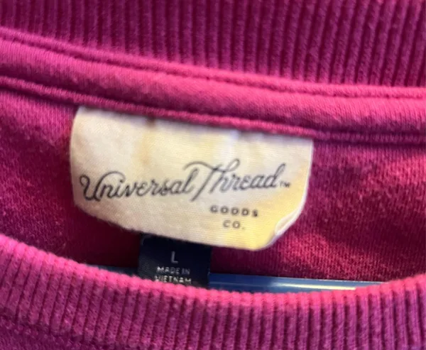 Universal Thread Pink Crewneck Sweatshirt - Image 3