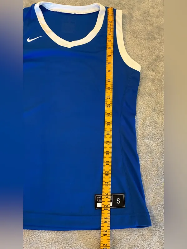 Nike women’s Blue & White Sleeveless Basketball Jersey Size Small - Image 6