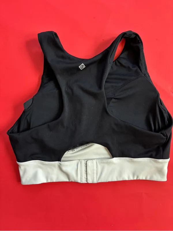 ANTONIO MELANI Black & White Padded Sports Bra - Image 2