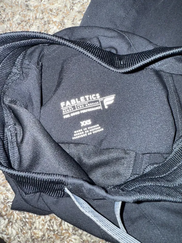 Black Fabletics Scrub Joggers - Image 6