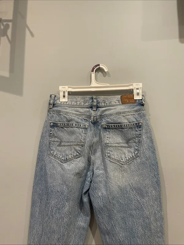 American Eagle Outfitters Light Blue Distressed Boyfriend Jeans - Image 4
