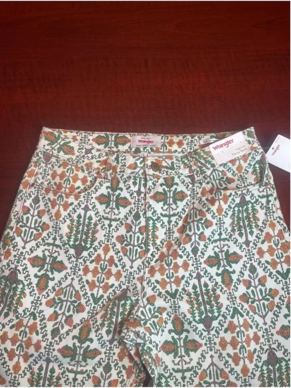 NWT Wrangler Fierce Flare Jeans Floral Pattern High Rise Boho Retro Style Sz 12 - Image 10