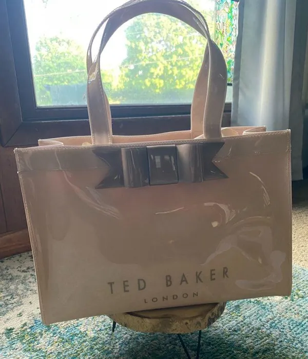 Ted Baker London nude medium PVC Icon bow tote bag - Image 14